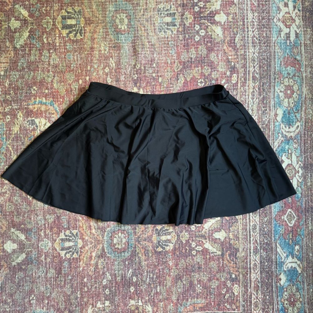 XL Black Women's Swim Skirt Hygienic Liner still attached